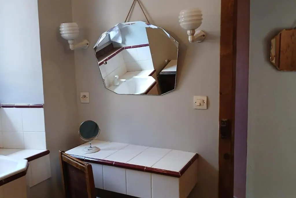 Maison De Chouliou Agert Holiday home